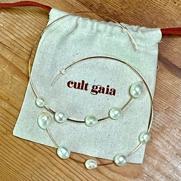 🌺🎉HP🎉🌺 NWT Cult Gaia Nubia XL Baroque Pearl Earrings - Picture 6 of 16